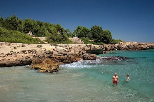 Moving to Costa Dorada in Spain is easy with LA SEDA