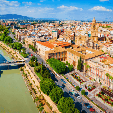 Tu mudanza en Murcia. Todo lo que nadie te explica en la matrícula